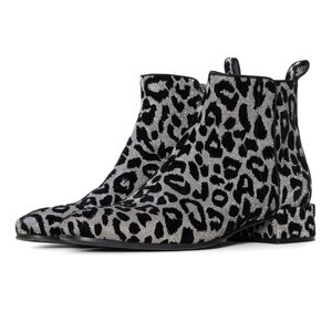 Dolce & Gabbana Leopard Ankle Boots Sz 41 or 10